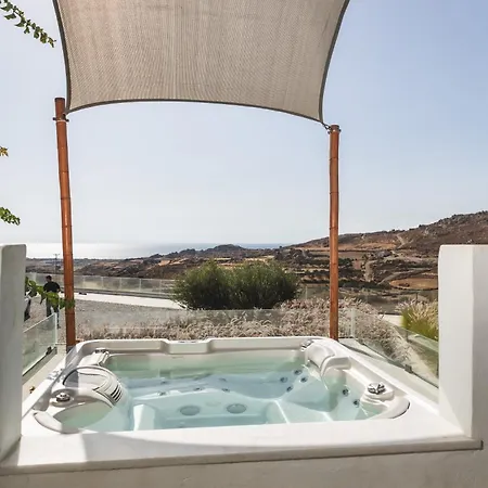 Harmony Luxury Naxos