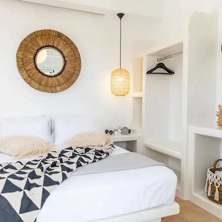 Harmony Luxury Naxos